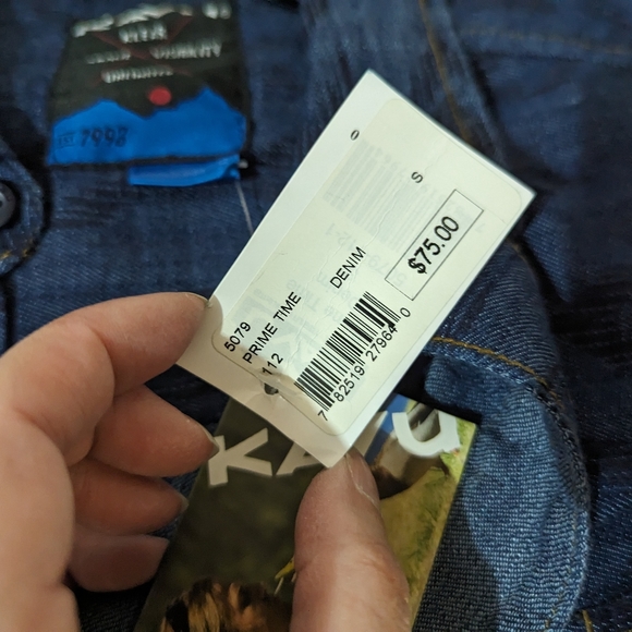 KAVU Prime Time Denim Short Sleeve Shirt Summer Lightweight Button Up Size S - Picture 8 of 11